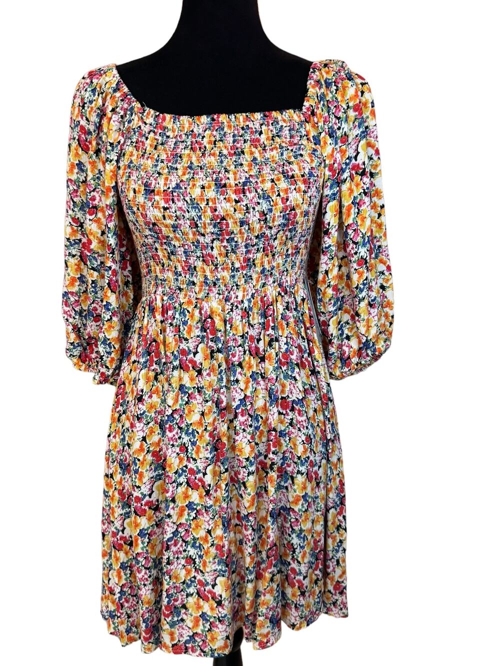 * New ~ ANGIE ~ Foral Balloon Sleeve Fit & Flare Dress Size M